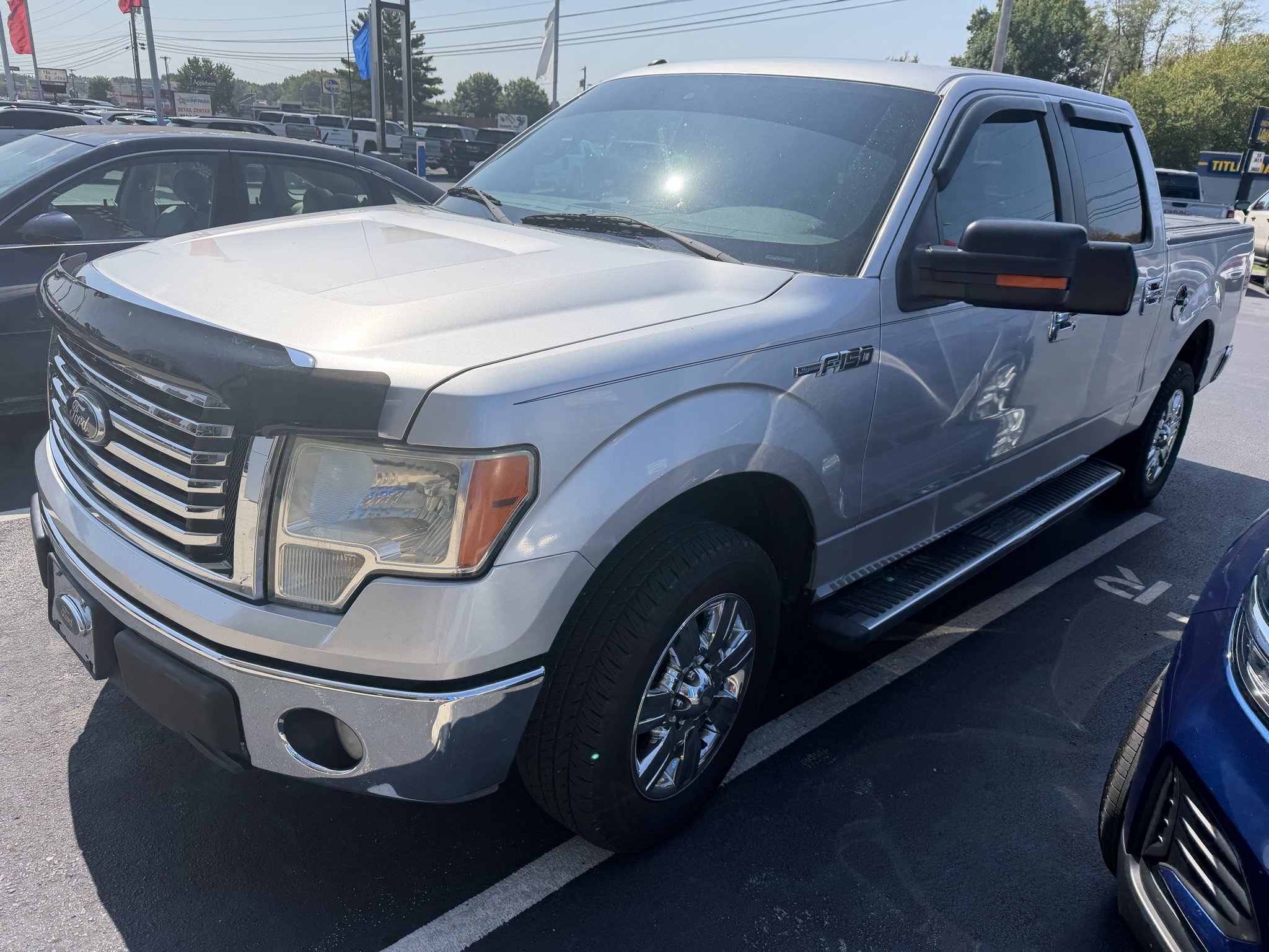 Used 2011 Silver Ford  image 1