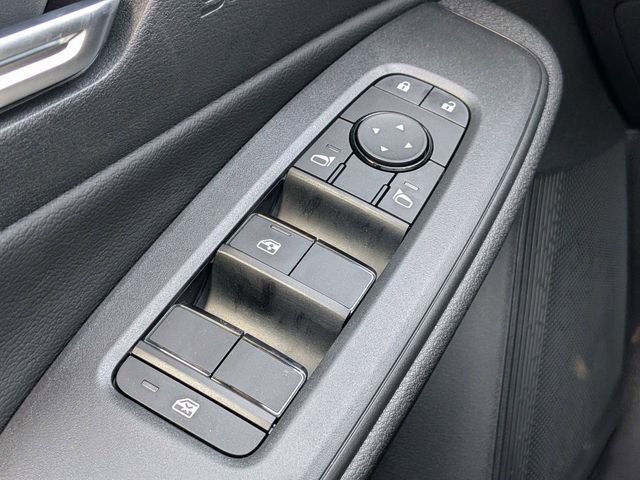 New 2026 Super Black Nissan SV image 22