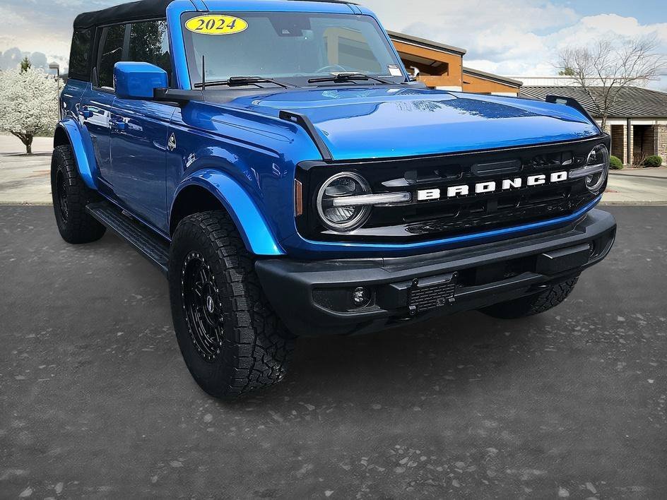 Used 2024 Velocity Blue Metallic Ford Outer Banks image 3
