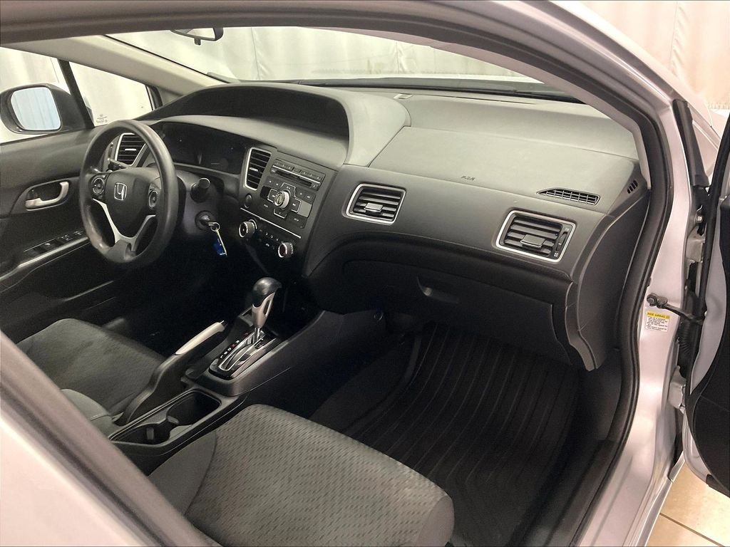 Used 2014 Silver / Black Honda LX image 14