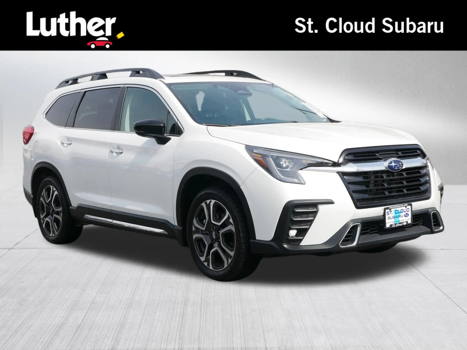 2024 Subaru Ascent Touring's photo