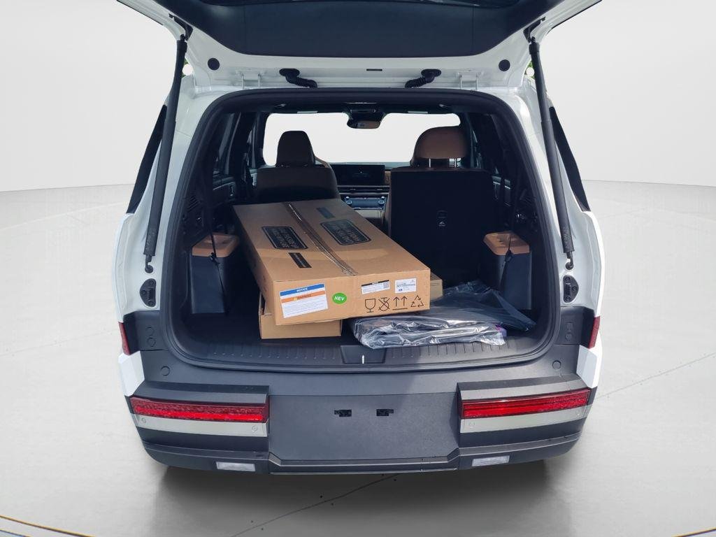 New 2027 White Hyundai Limited image 9