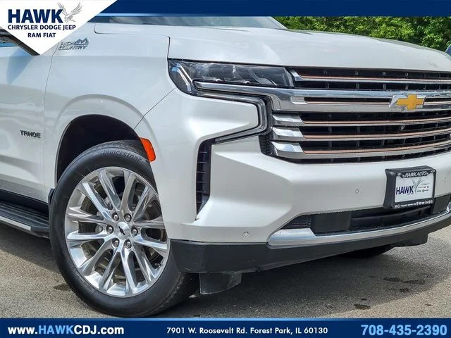 Used 2023 White Chevrolet High Country image 3