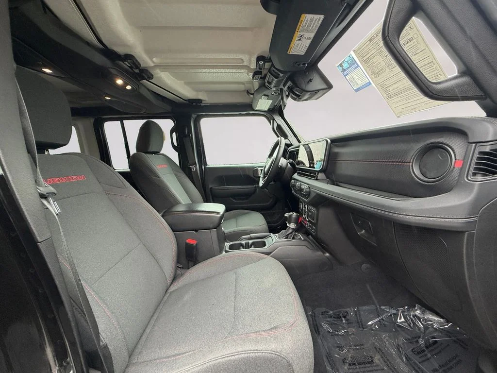 Used 2025 Black Jeep Rubicon image 17