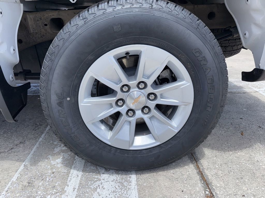 2025 Chevrolet Silverado 1500 LT - Photo 48