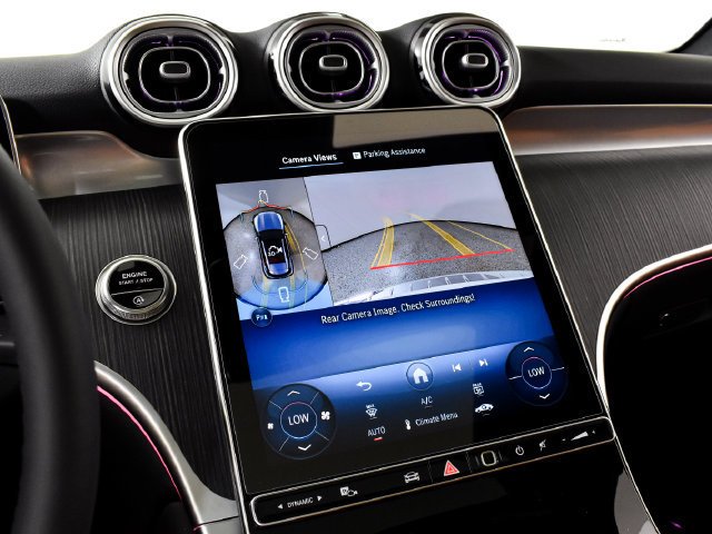 New 2027 Polar White Mercedes-Benz GLC 300 image 76