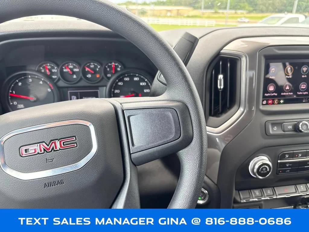 2025 GMC Sierra 2500HD Pro - Photo 18