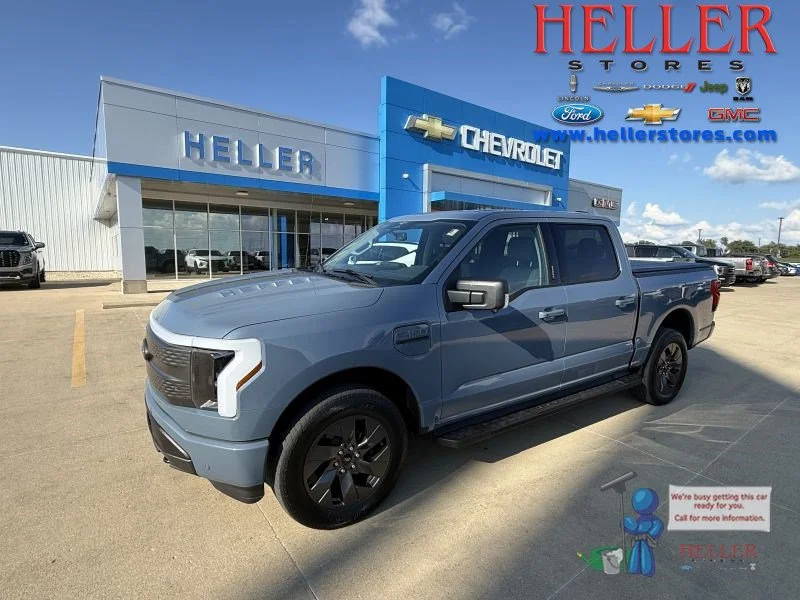 Used 2023 Azure Gray Metallic Ford XLT image 1