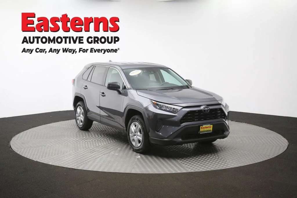 Used 2022 Gray Toyota LE image 47