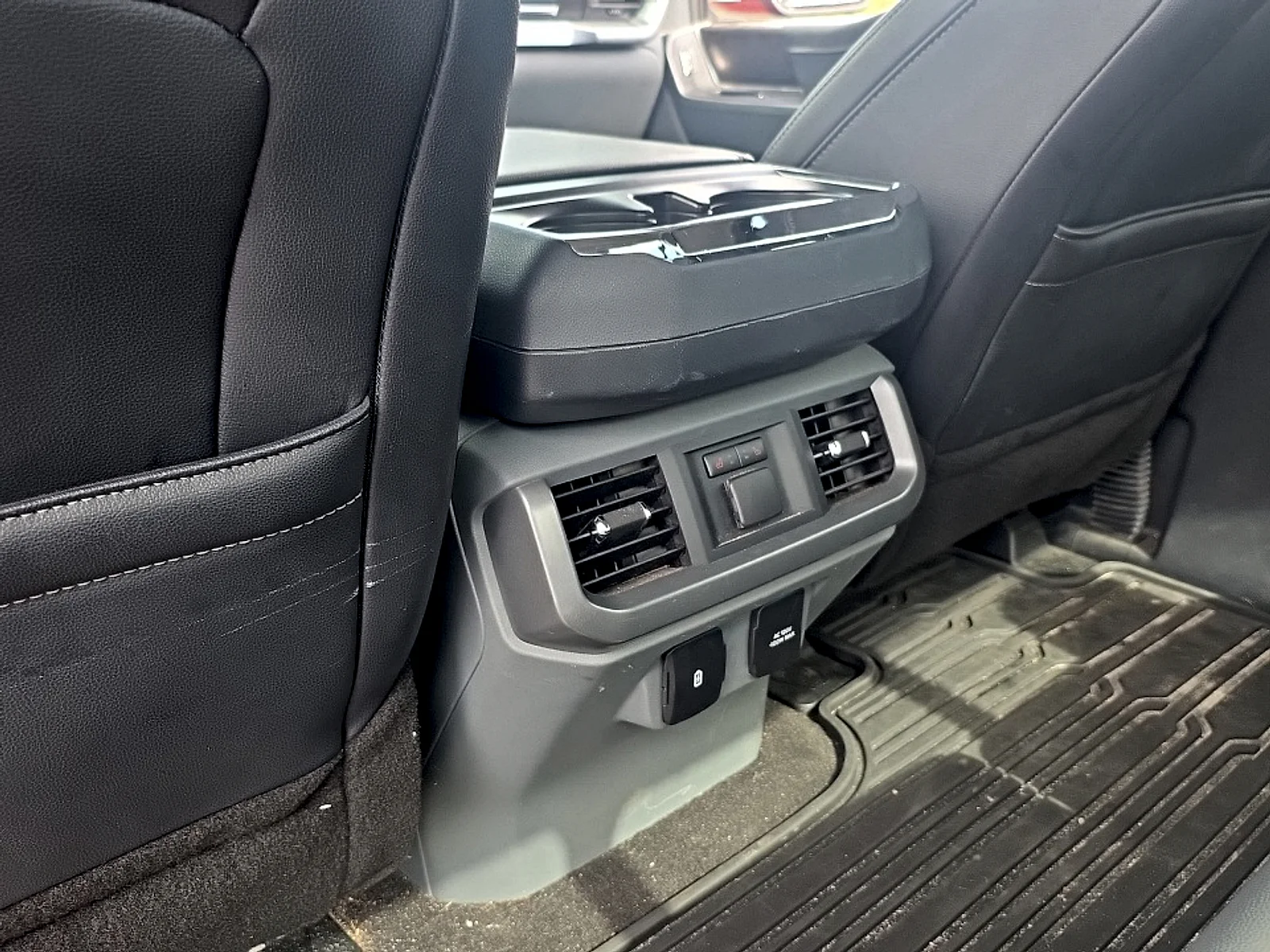 Used 2021 Race Red Ford LARIAT image 14