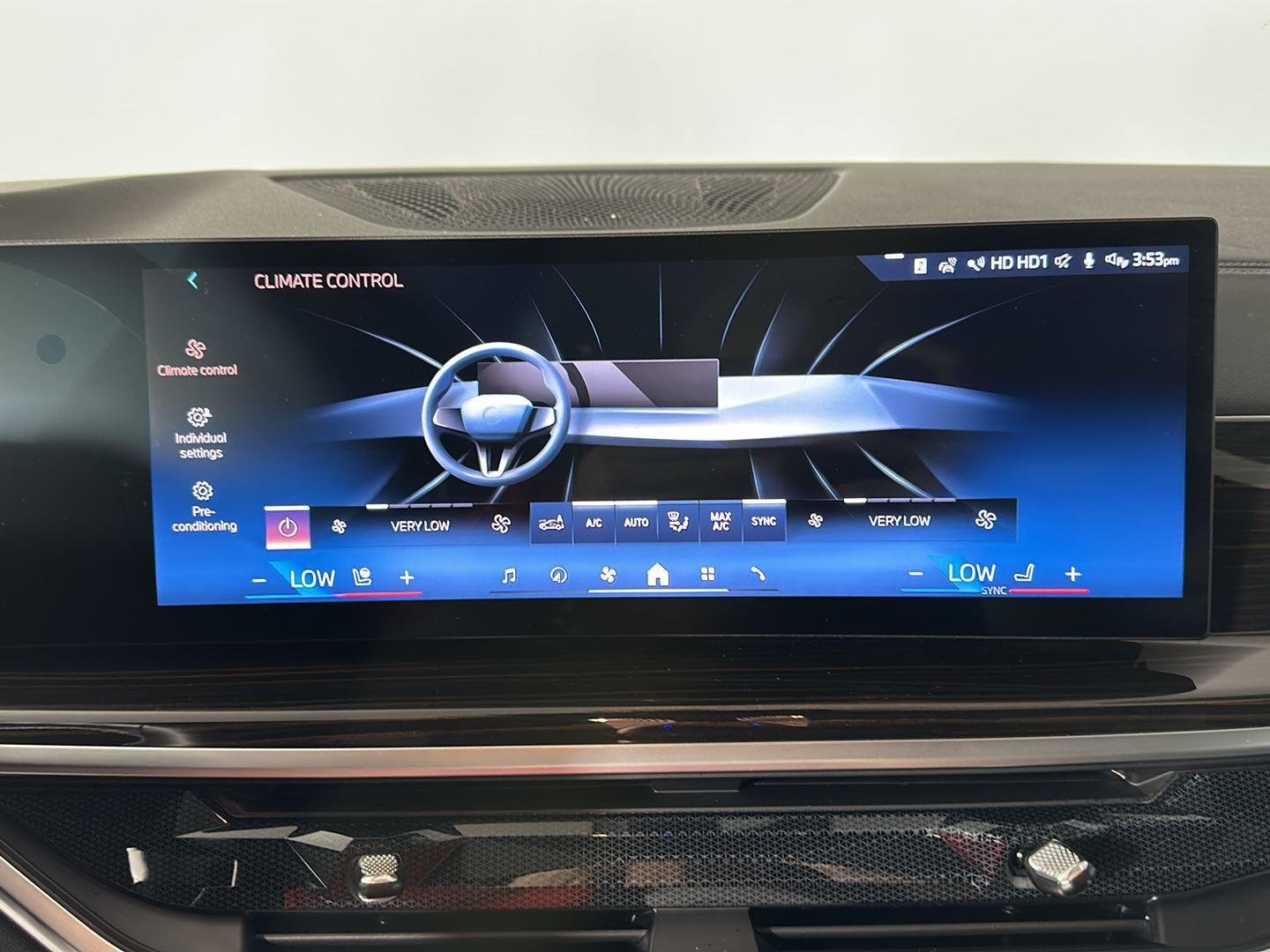 Used 2024 Black Sapphire Metallic BMW xDrive40i image 22