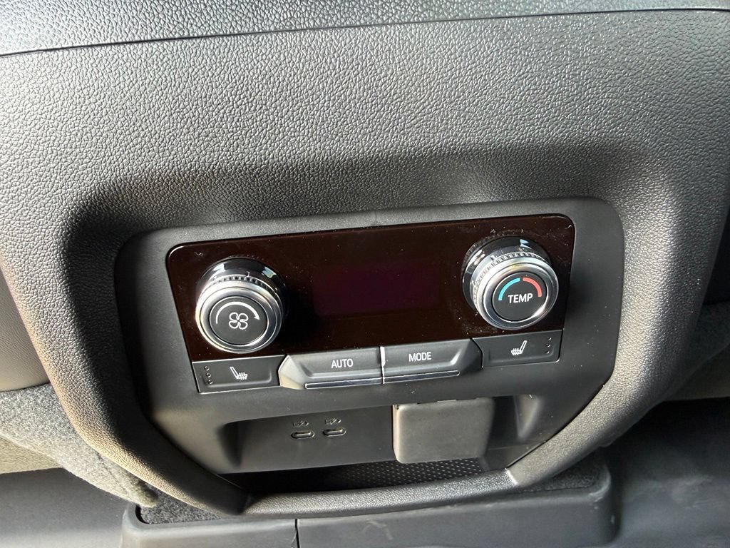 2026 GMC Acadia Denali - Photo 17