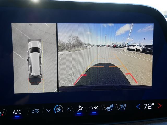 2026 Chevrolet Suburban High Country - Photo 16