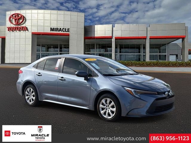 2025 Toyota Corolla Hybrid LE