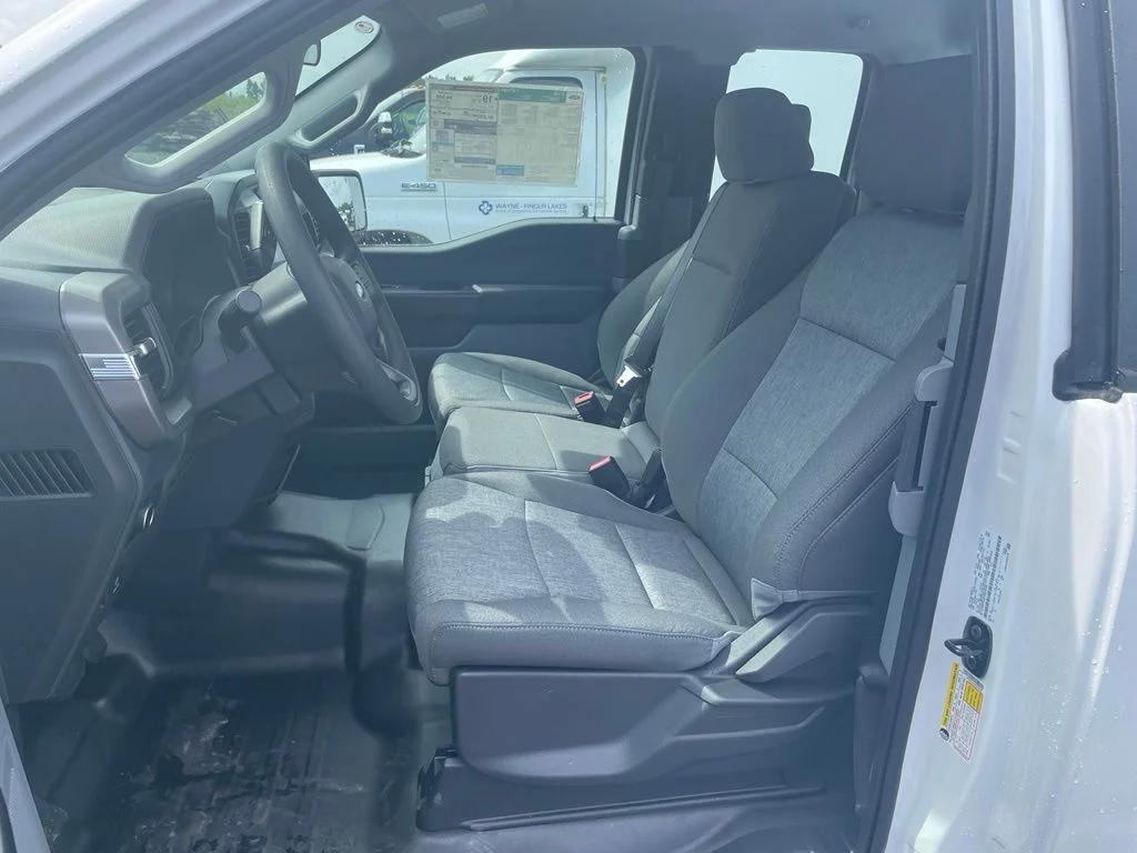 New 2026 Oxford White Ford XL image 11