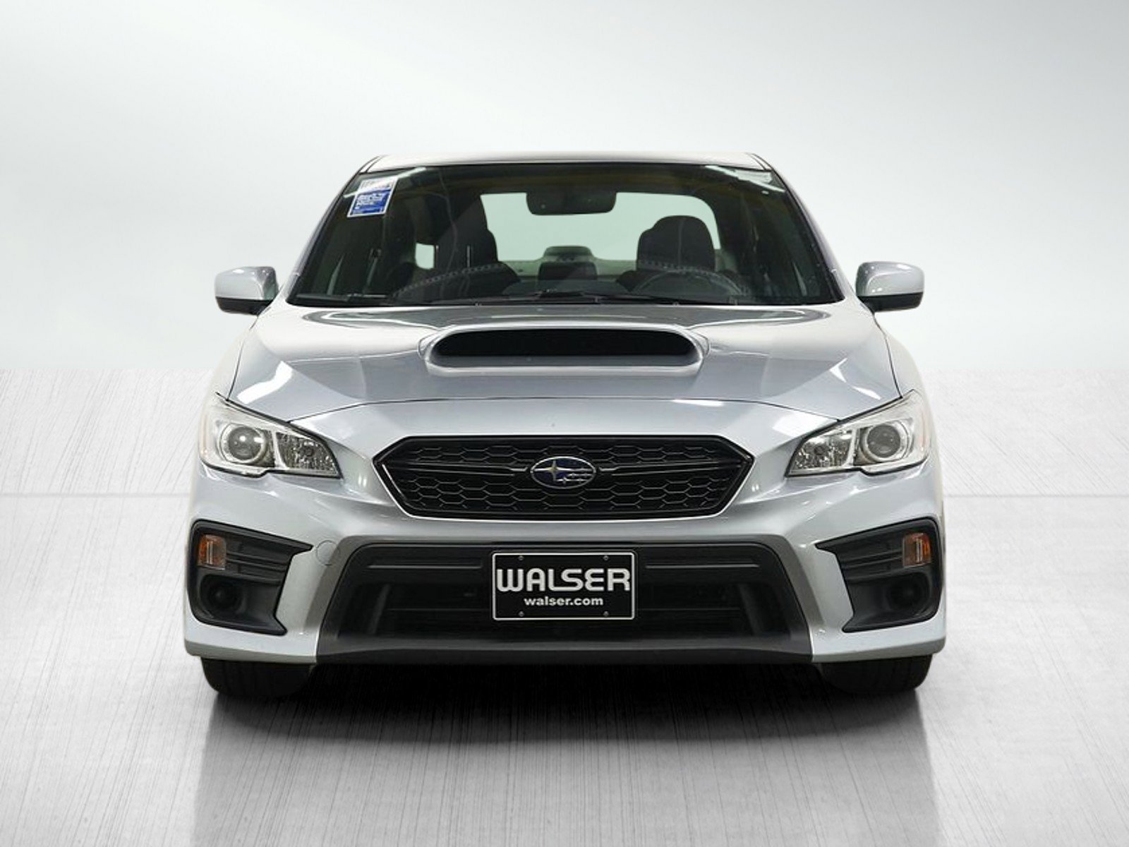 Used 2018 Ice Silver Metallic Subaru  image 7