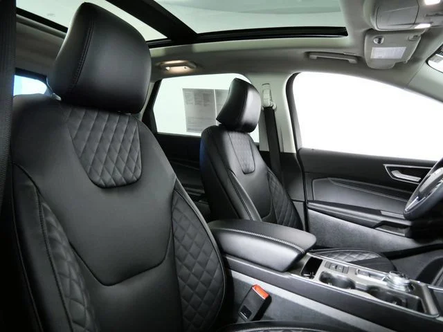 Used 2024 Gray Ford Titanium image 11