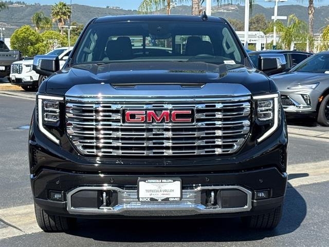 New 2025 Onyx Black GMC Denali image 5