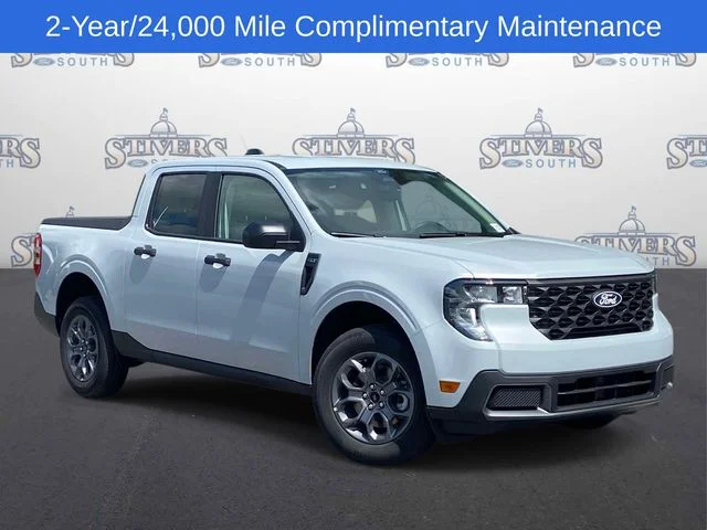 New 2026 White Ford XLT image 1