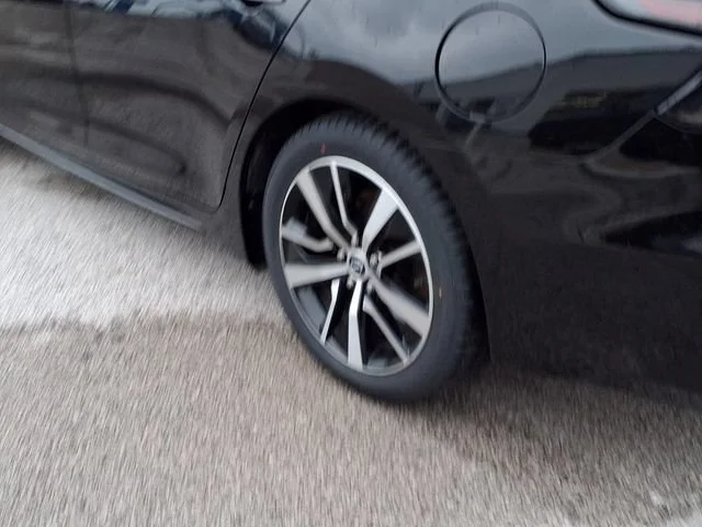 Used 2023 Black Nissan SV Xtronic CVT image 22