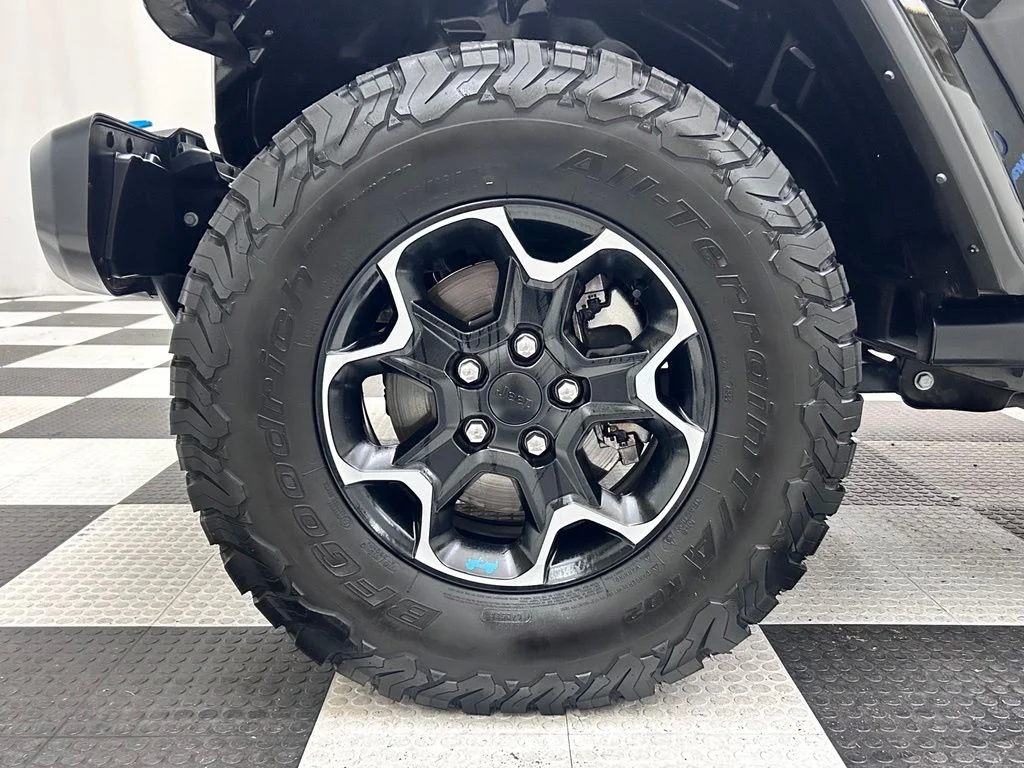 Used 2023 Black Jeep Rubicon 4xe image 8