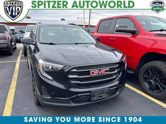 Used 2020 Black GMC SLE image 1