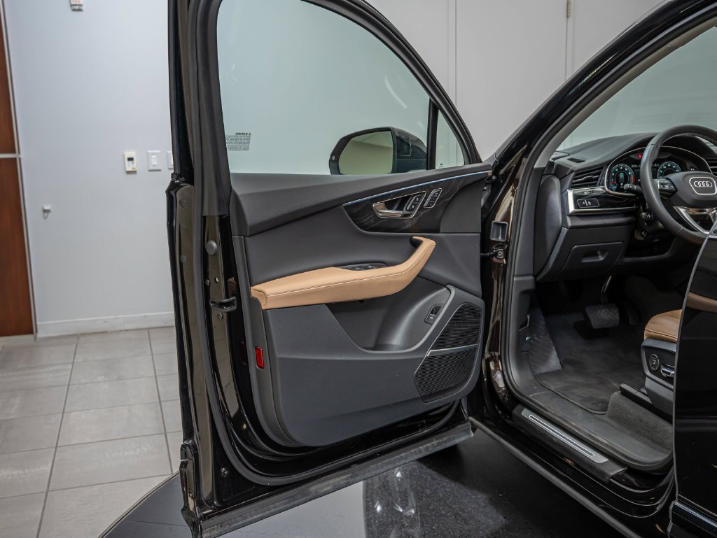 Used 2025 Tamarind Brown Metallic Audi 55 Prestige image 30