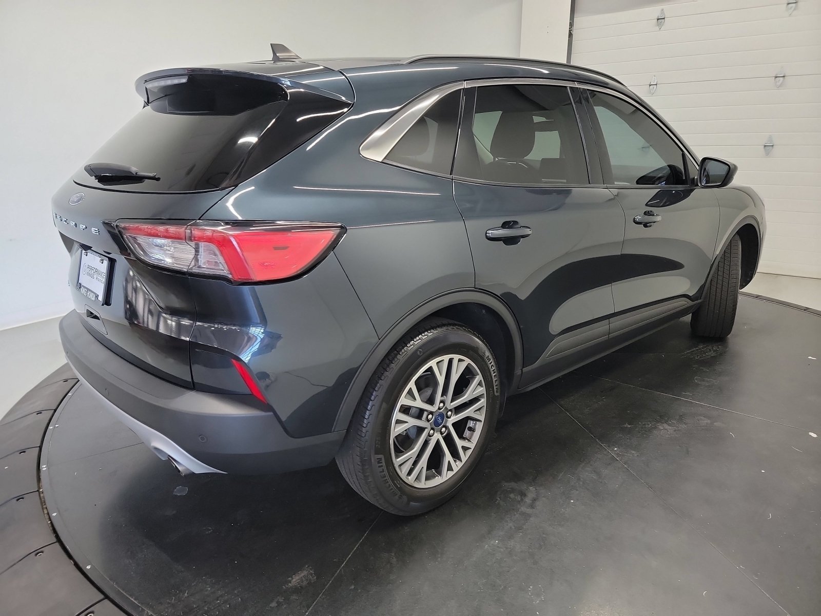 Used 2022 Blue Metallic Ford SEL image 8