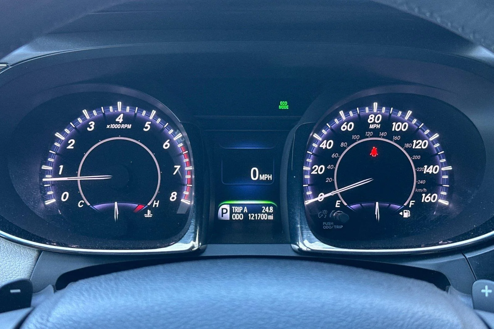 Used 2014 Creme Brulee Mica Toyota XLE Touring image 23