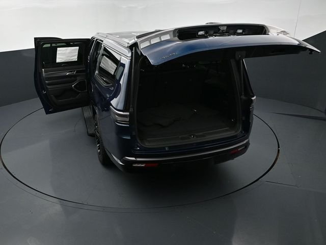 New 2026 Fathom Blue Pearl-Coat Exterior Paint (Late Availability) Jeep Limited Reserve image 28