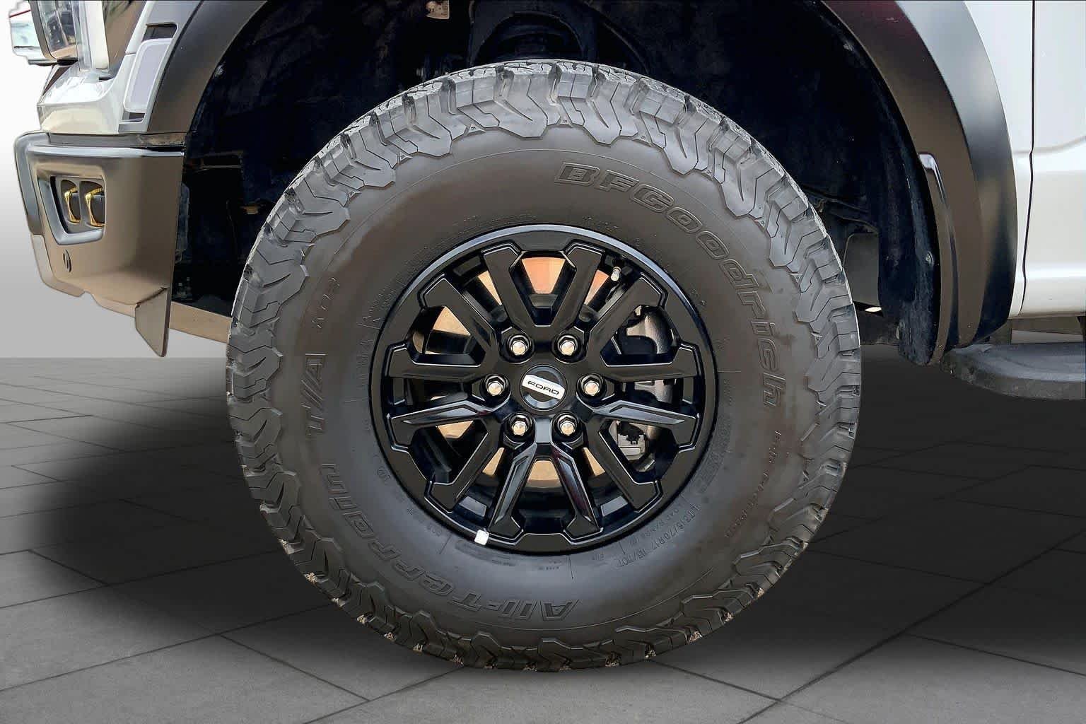 Certified Used 2024 Avalanche Ford Raptor image 11