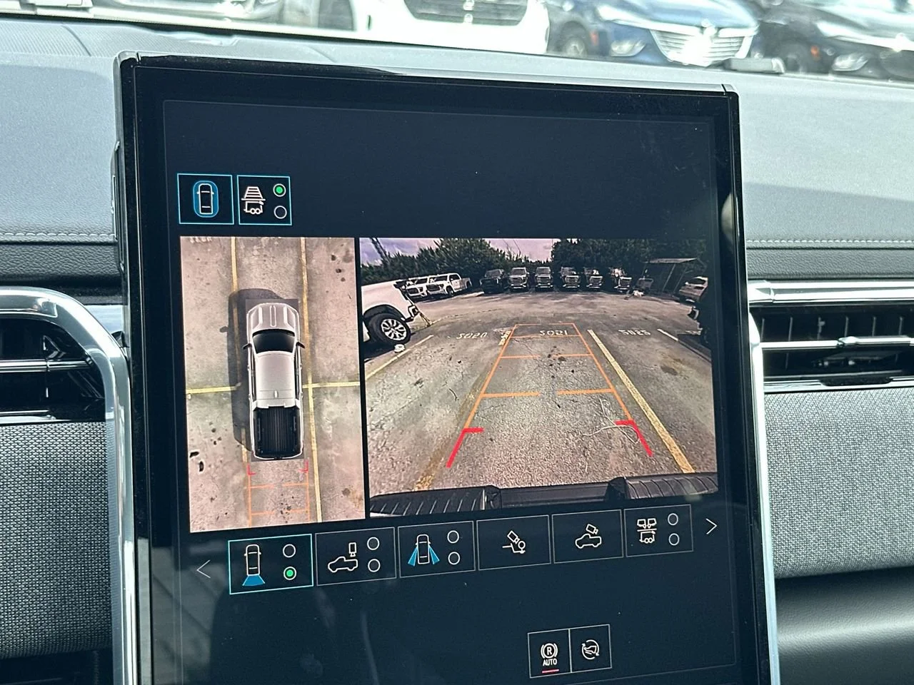 2026 GMC Sierra EV Elevation - Photo 19
