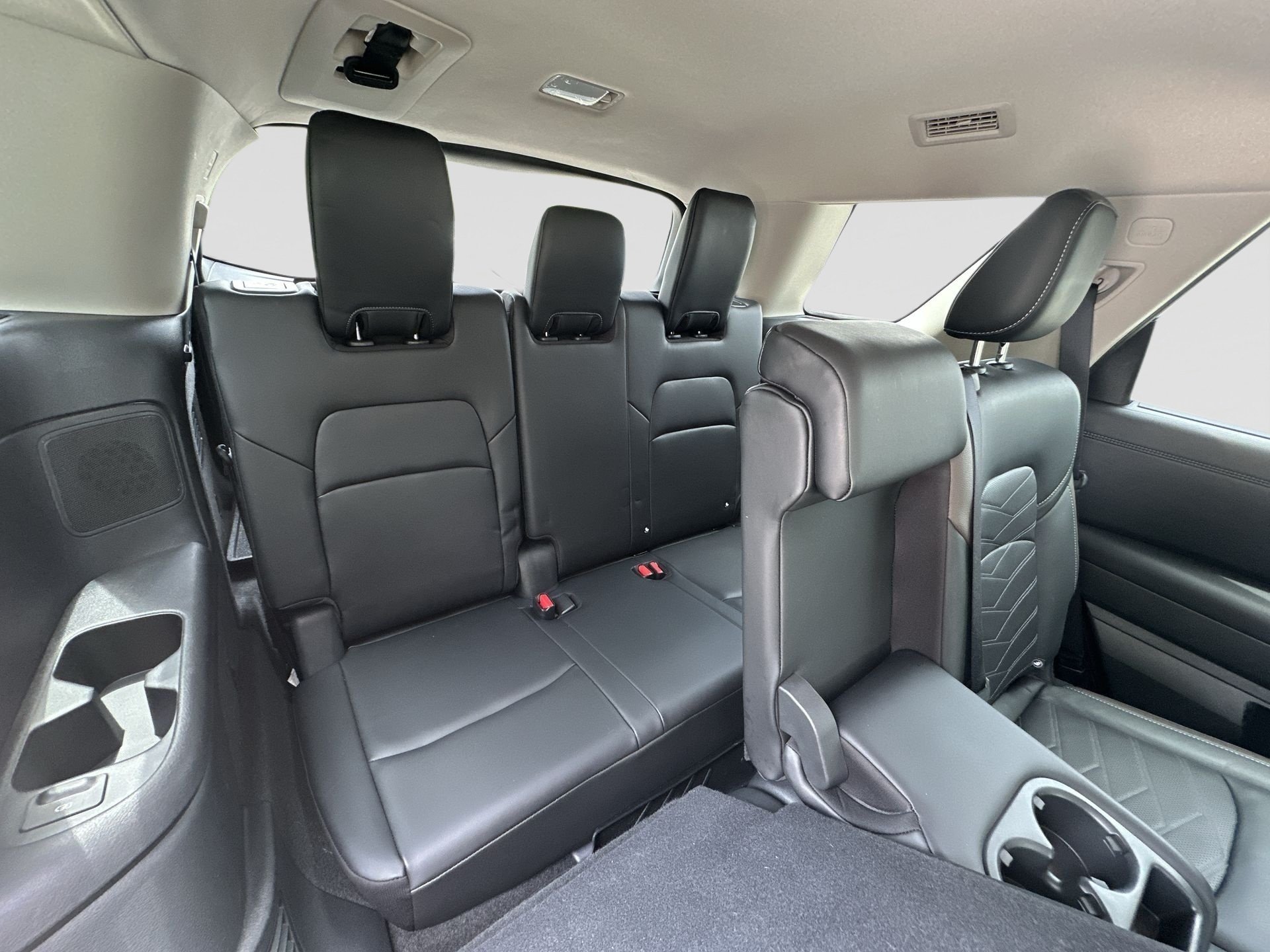 2024 Nissan Pathfinder Platinum - Photo 27
