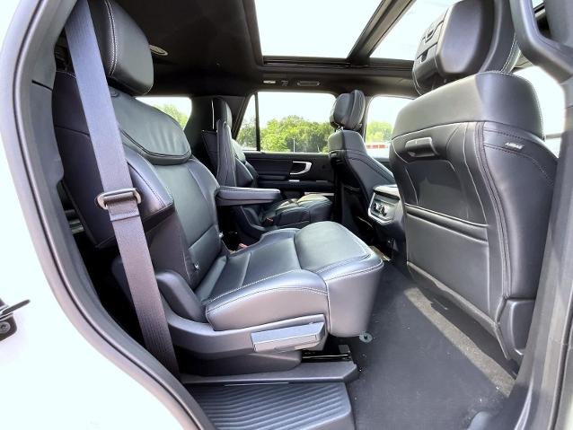 New 2027 Star White Metallic Tri-Coat Ford Platinum image 54