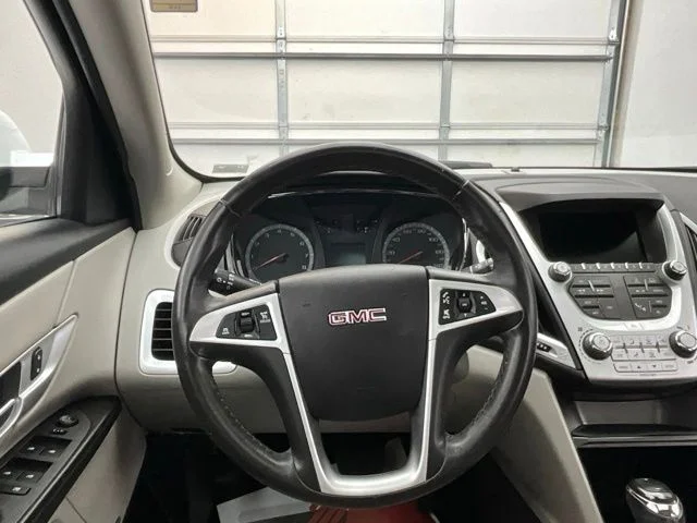 Used 2016 White GMC SLE-2 image 7