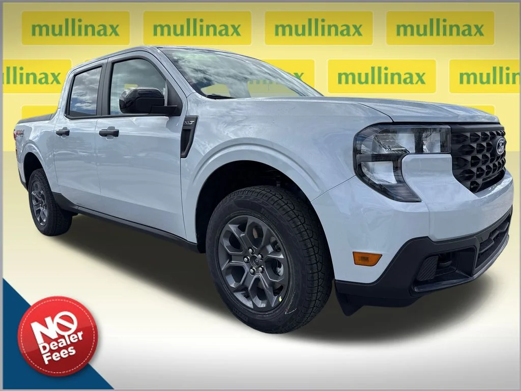 New 2026 White Ford XLT image 1