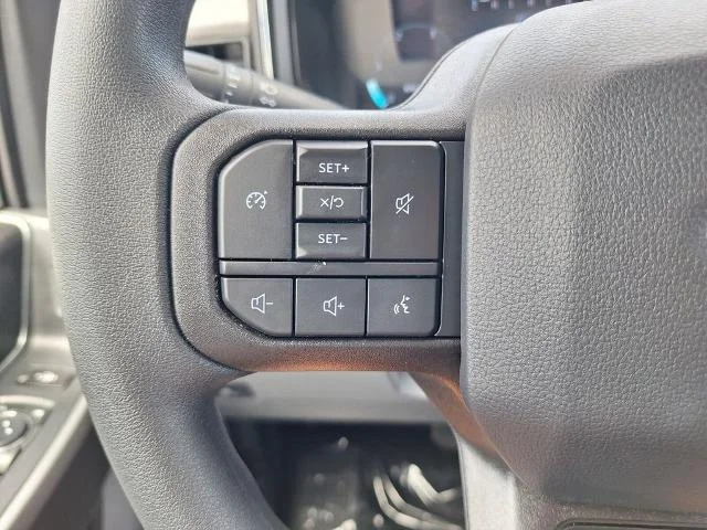 New 2026 Oxford White Ford F-250® XLT image 49