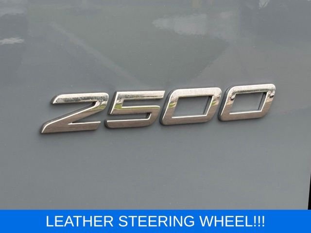 Used 2025 Blue Mercedes-Benz Cargo 144 WB image 5