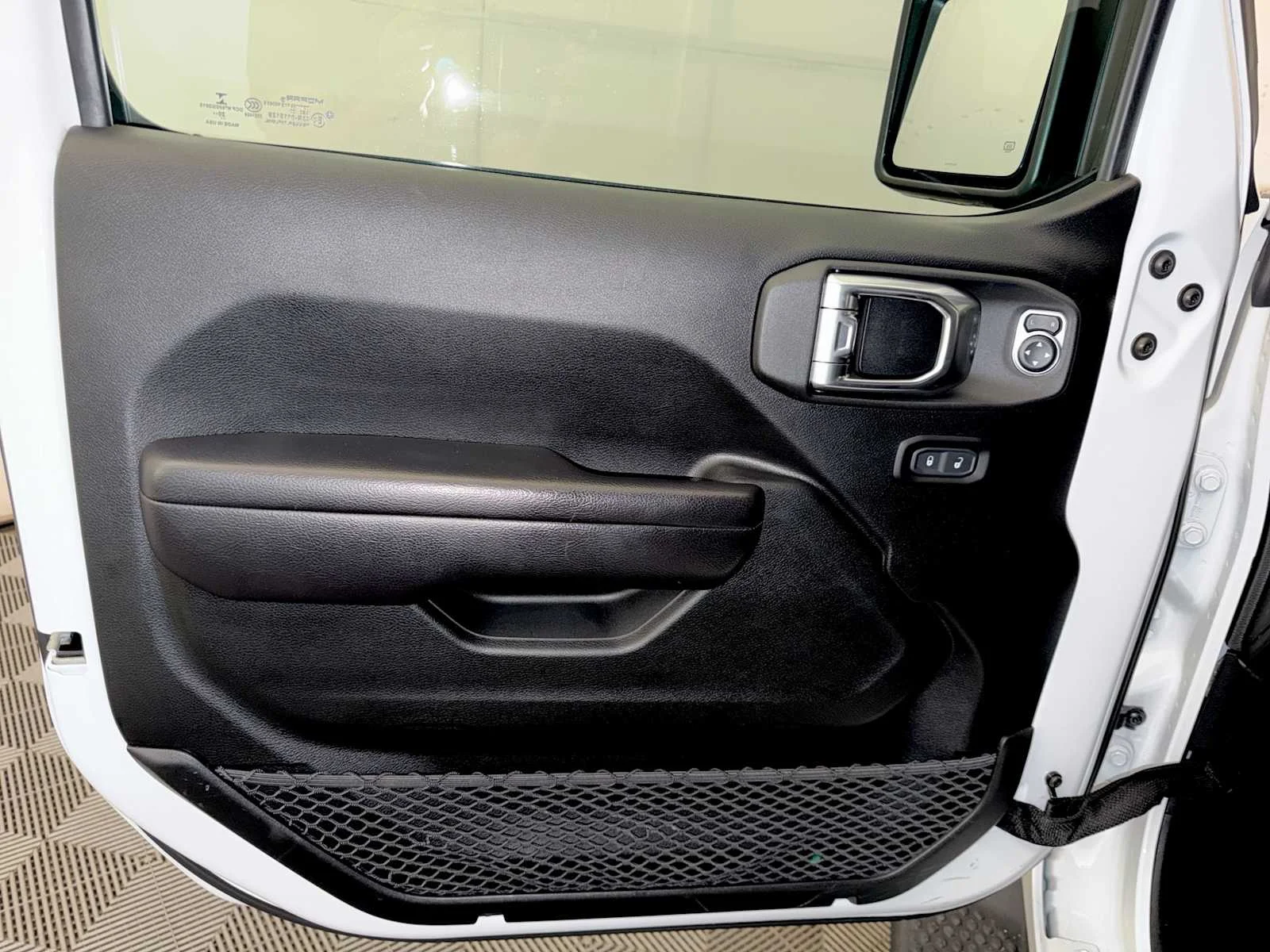 Used 2021 Bright White Clearcoat Jeep Willys image 11