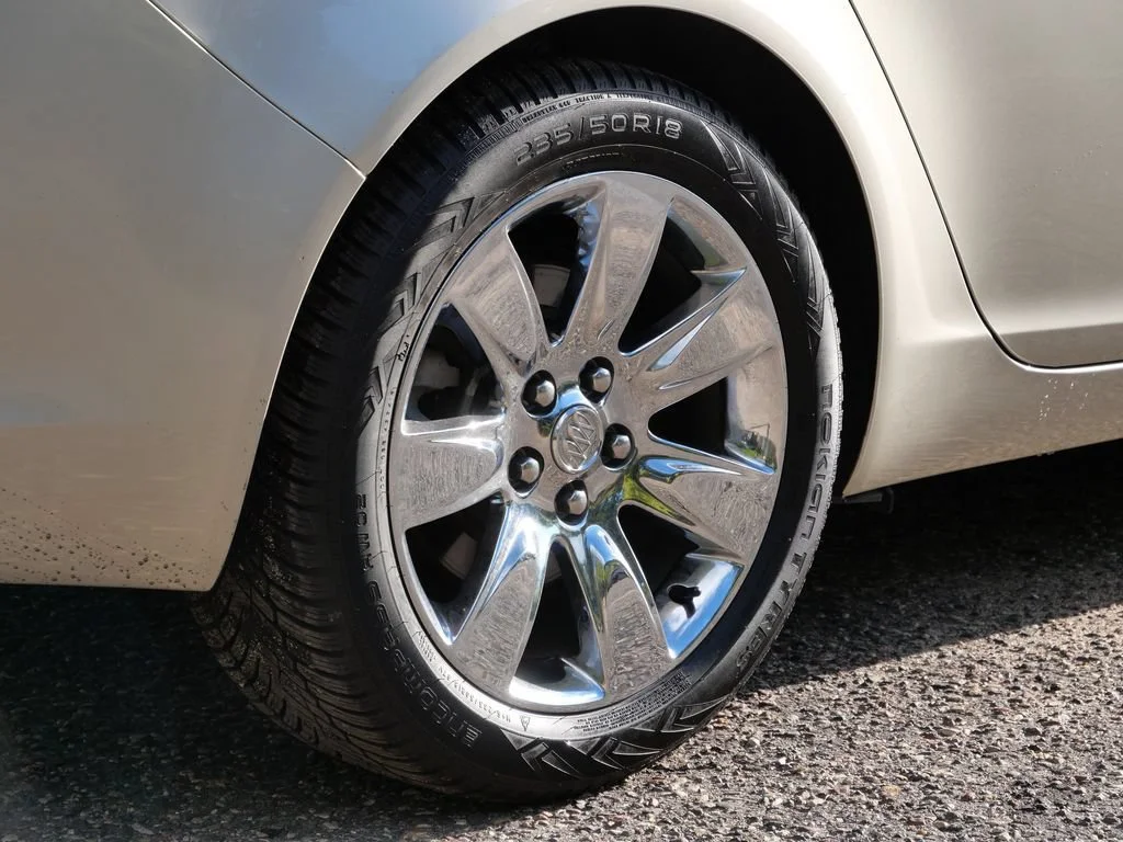Used 2016 Silver Buick Premium II image 7