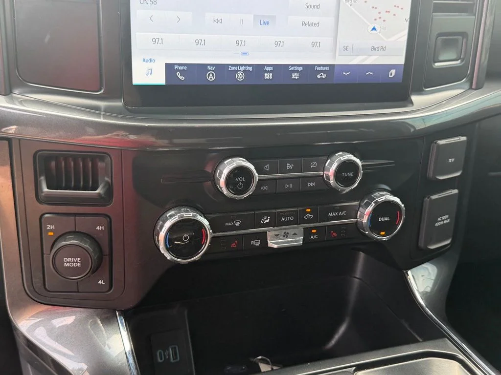 Used 2023 White Ford XLT image 24