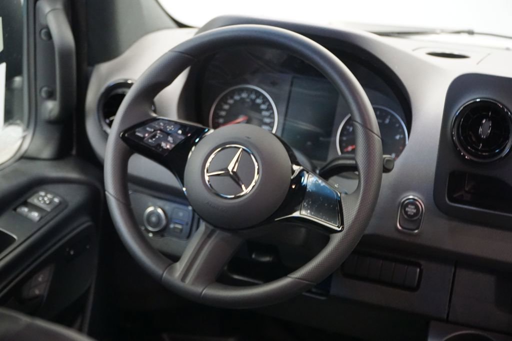 2025 Mercedes-Benz Sprinter Crew Van Base - Photo 23