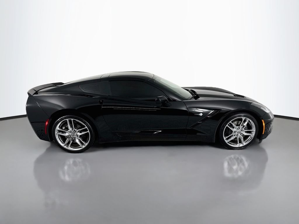 Used 2015 Black Chevrolet Stingray Z51 image 8