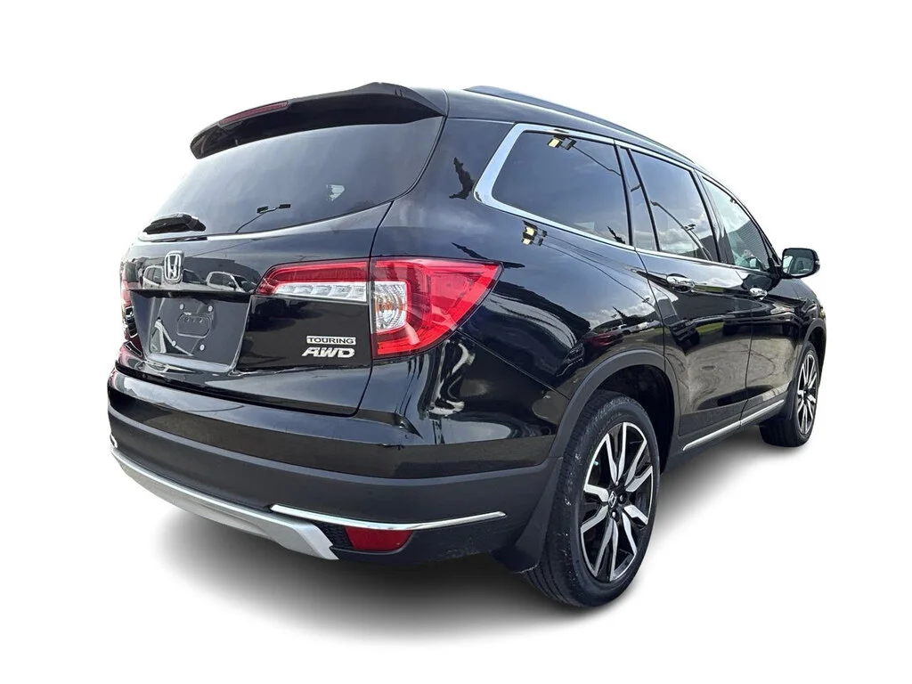 Used 2021 Crystal Black Pearl Honda Touring 8P Certified Pre-Owned   Local BC   Low Mi image 14