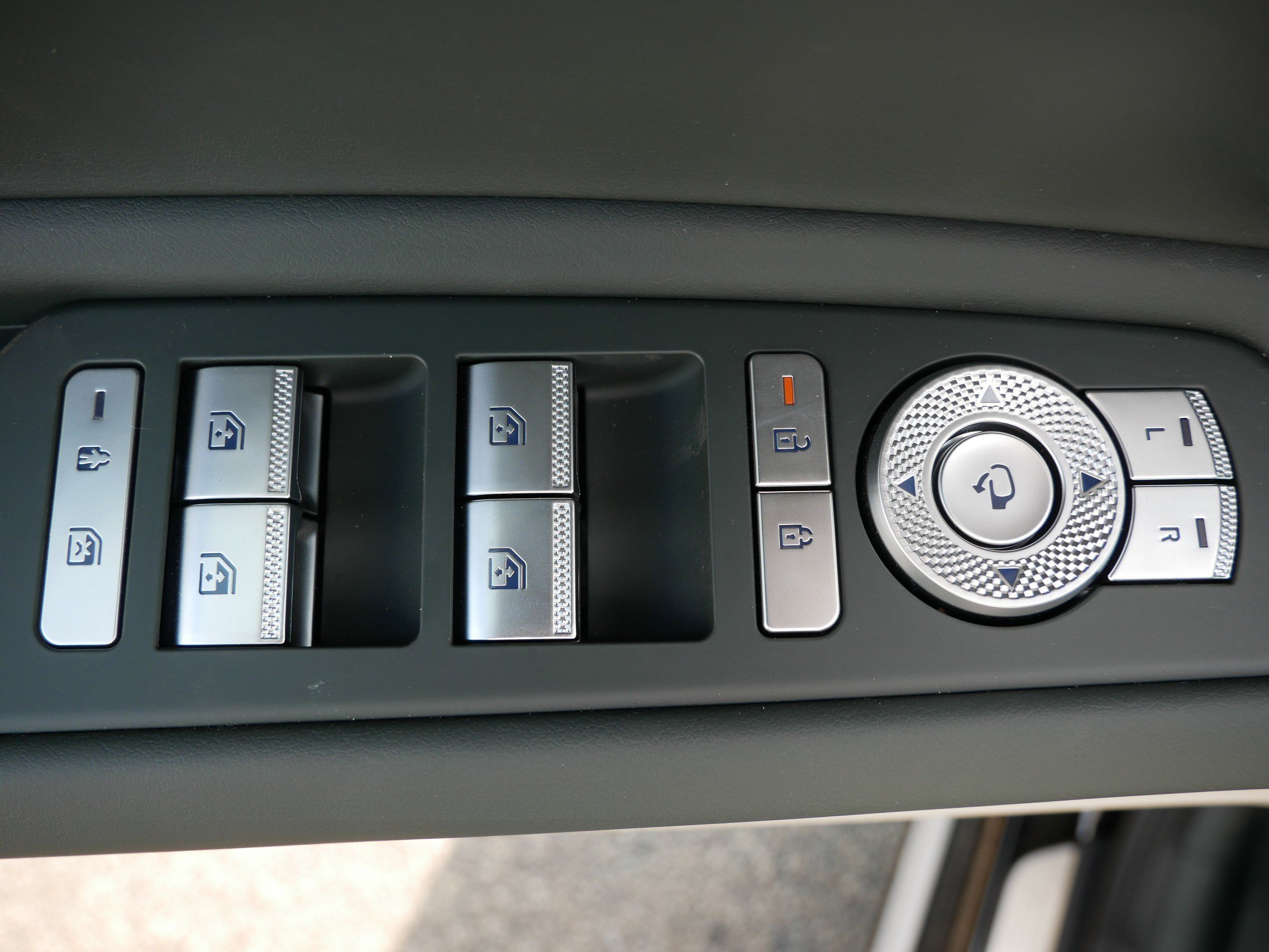 2025 GENESIS GV80 Coupe E-SC - Photo 8