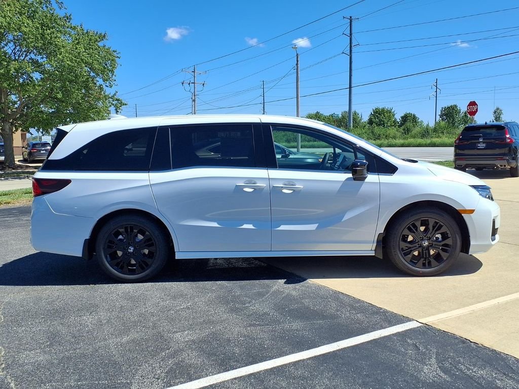 New 2026 Platinum White Pearl Honda Sport-L image 19