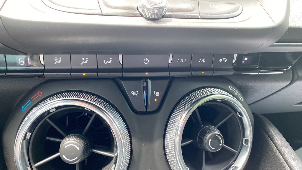 Used 2019 Summit White Chevrolet SS image 18