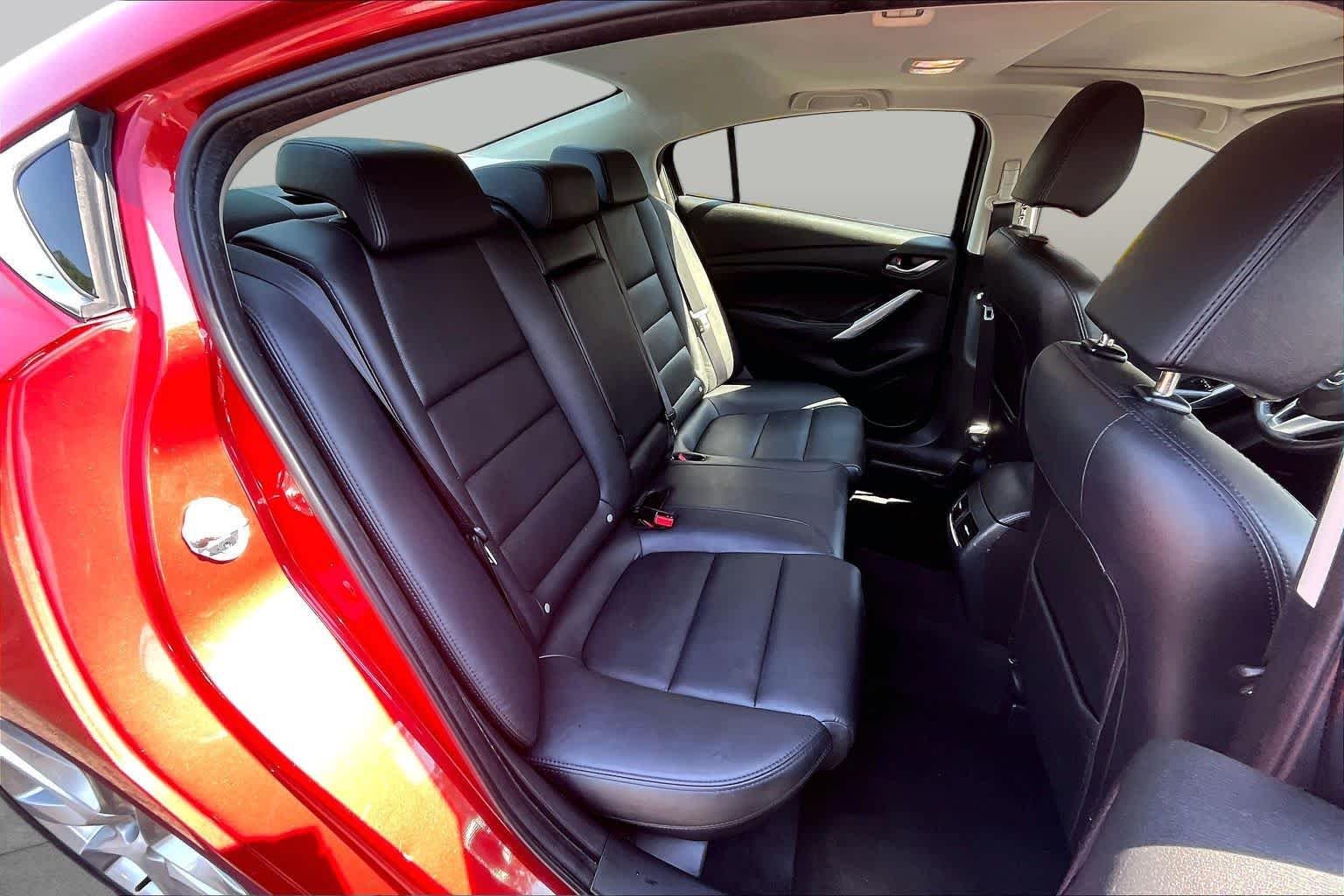 Used 2016 Soul Red Metallic Mazda i Touring image 19