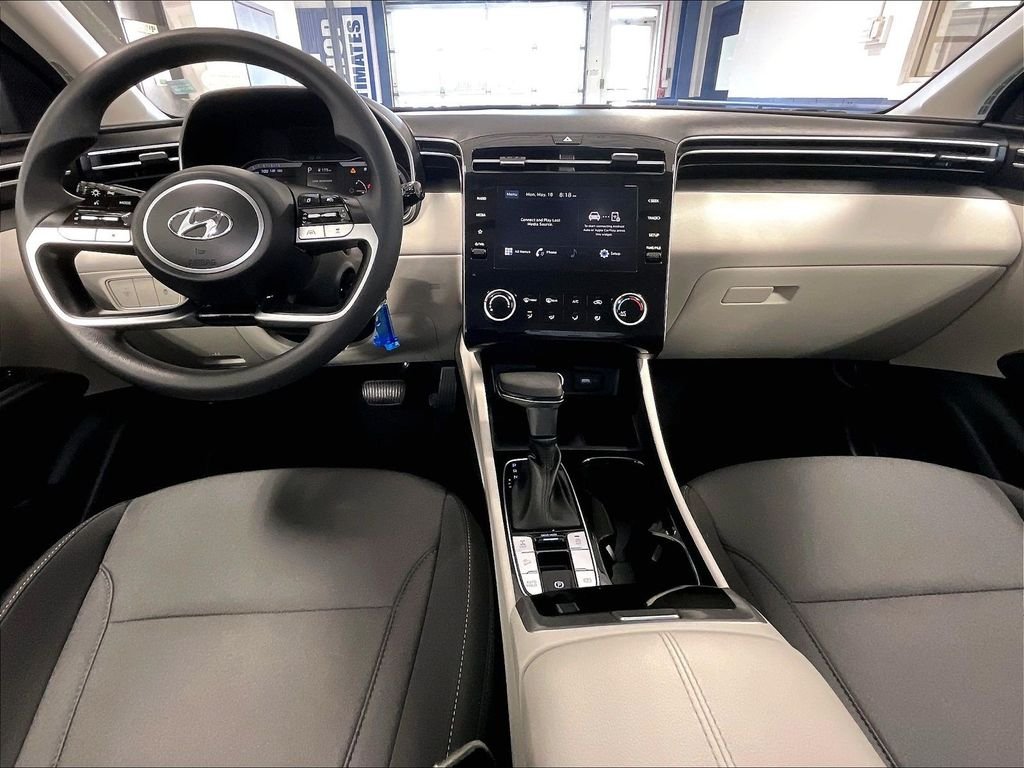 Certified Used 2023 White Hyundai SE image 21