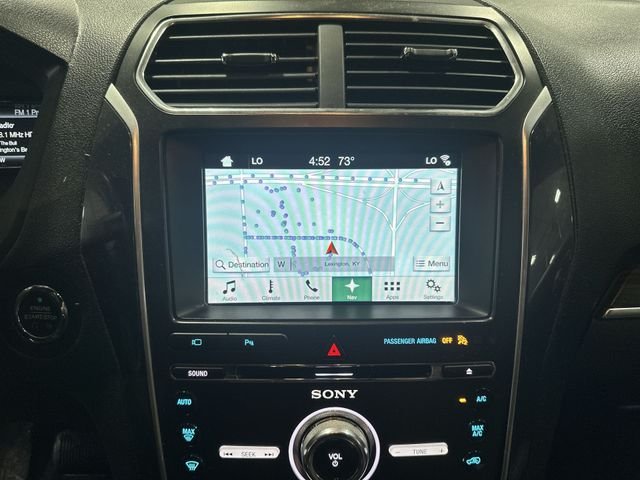 Used 2017 Gray Ford Limited image 24
